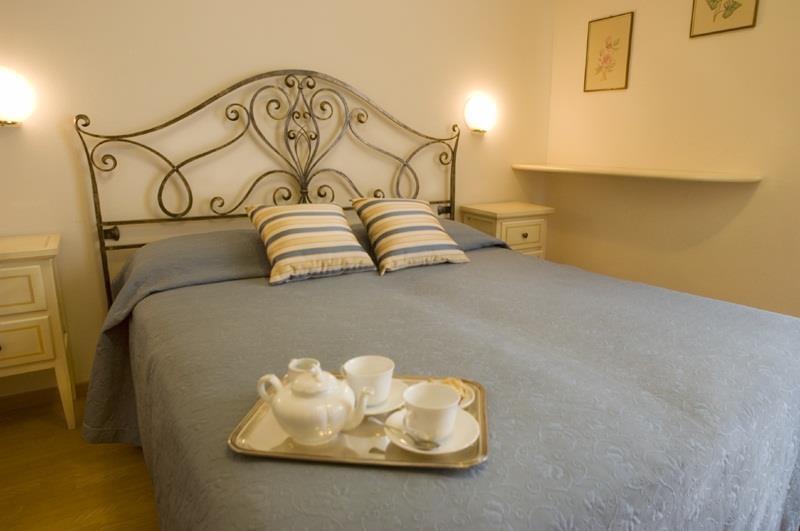Hotel Belvedere Торри-дель-Бенако Экстерьер фото